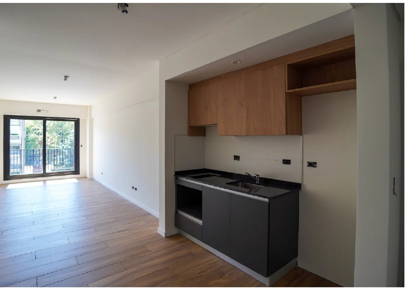 Studios with balcony